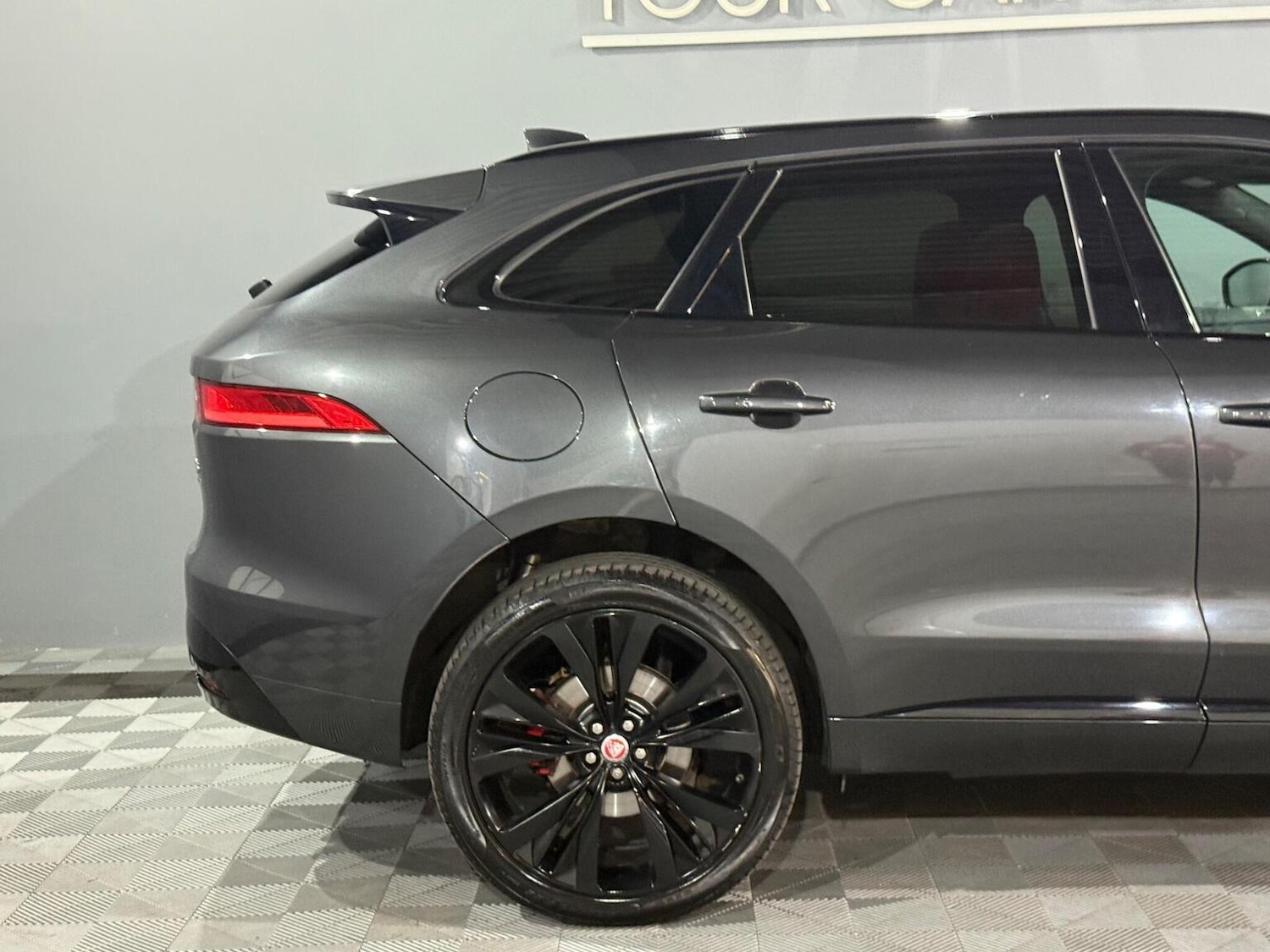 Used Jaguar F-Pace 2019 for sale - 77766533: Photo 14