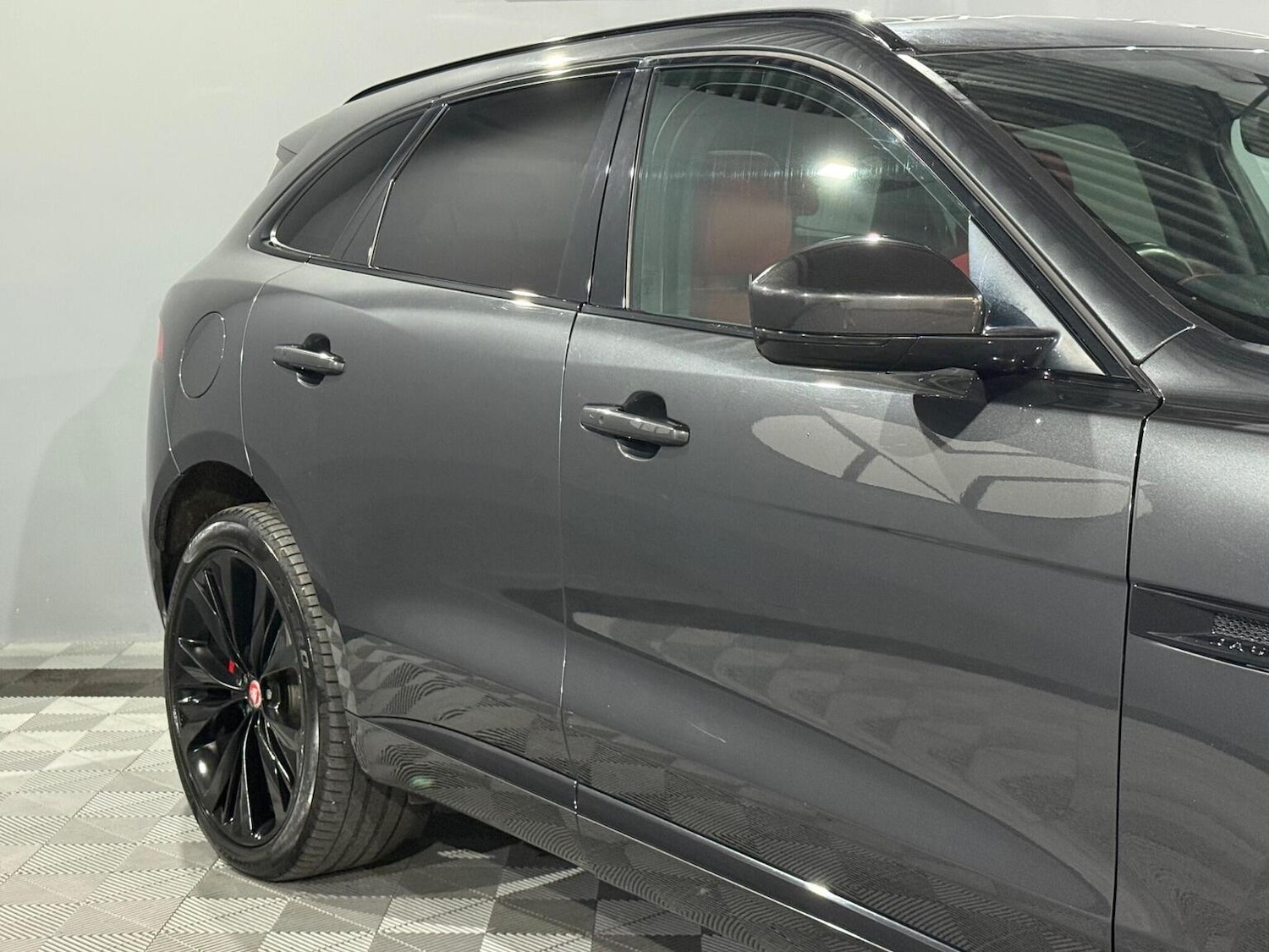 Used Jaguar F-Pace 2019 for sale - 77766533: Photo 3