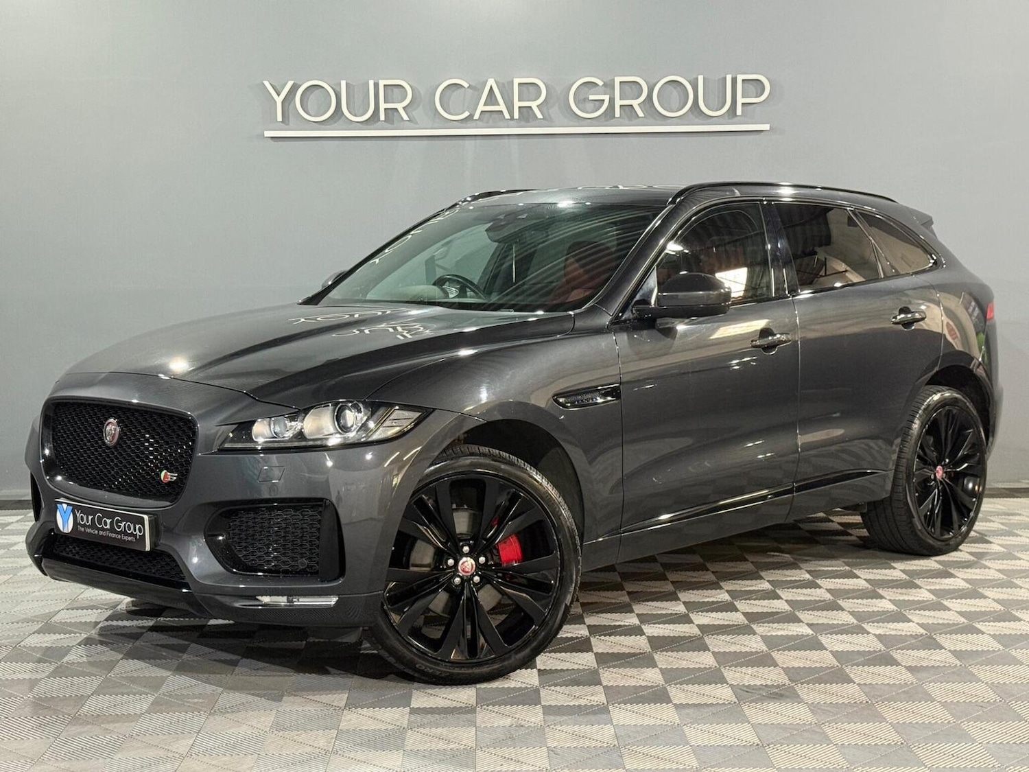 Used Jaguar F-Pace 2019 for sale - 77766533: Photo 5