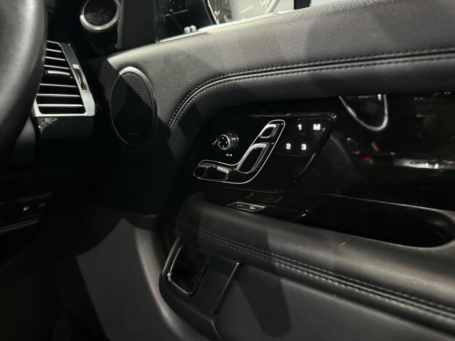 Used Land Rover Range Rover 2019 for sale - 76794083: Photo 21