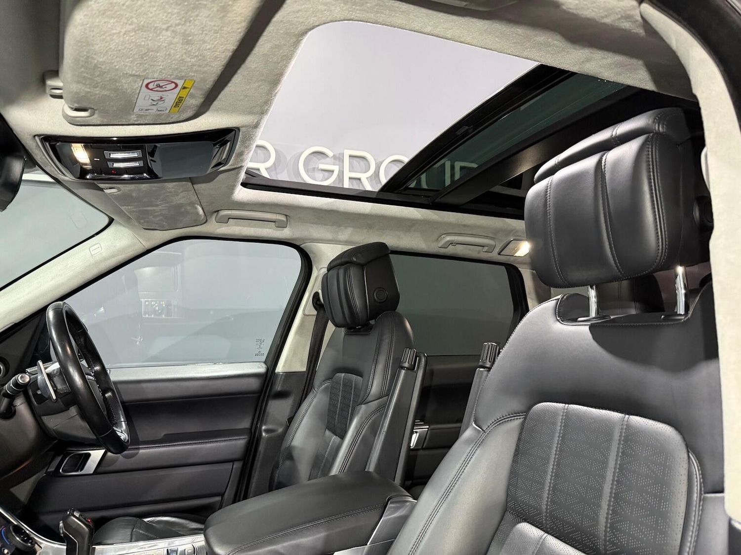 Used Land Rover Range Rover Sport 2018 for sale - 76281324: Photo 15