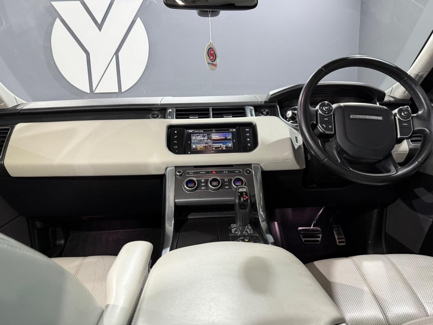 Used Land Rover Range Rover Sport 2016 for sale - 76281325: Photo 19