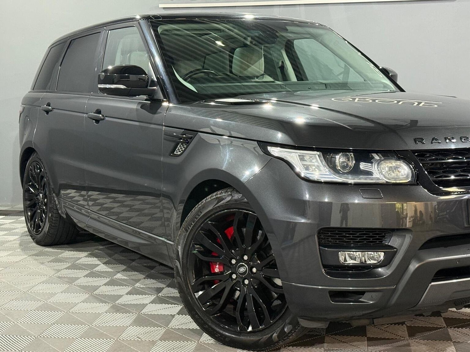 Used Land Rover Range Rover Sport 2016 for sale - 76281325: Photo 2
