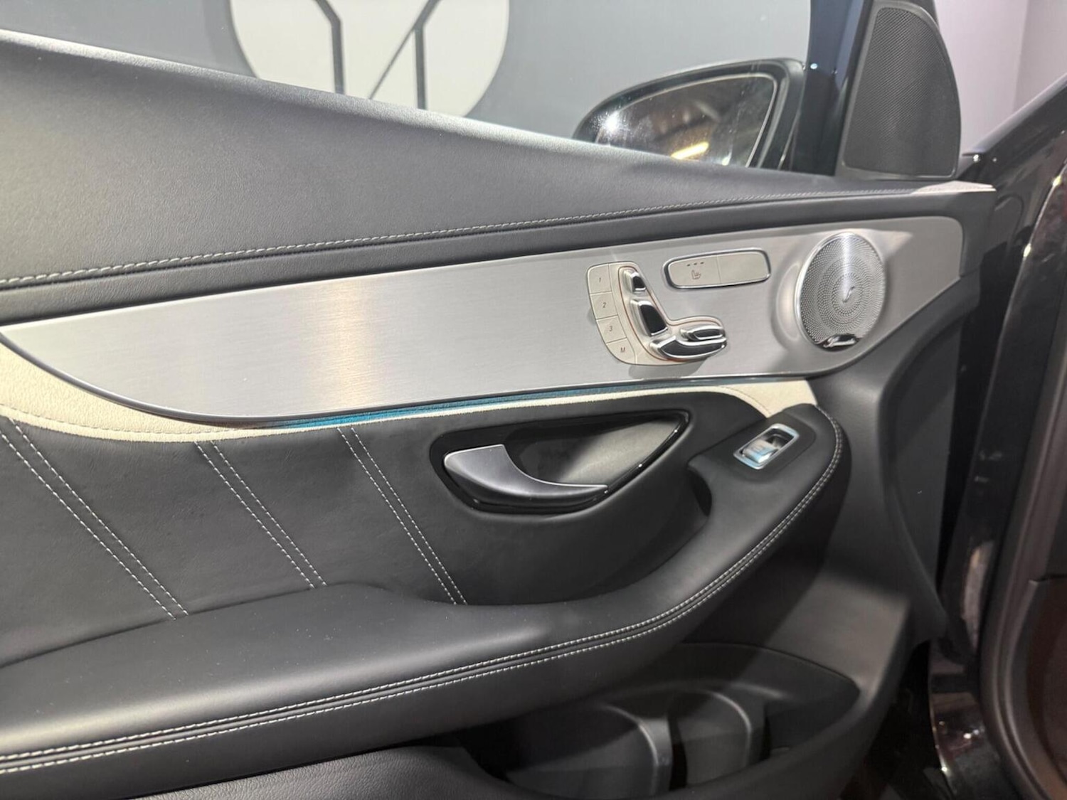 Used Mercedes-Benz GLC 2019 for sale - 76758826: Photo 20