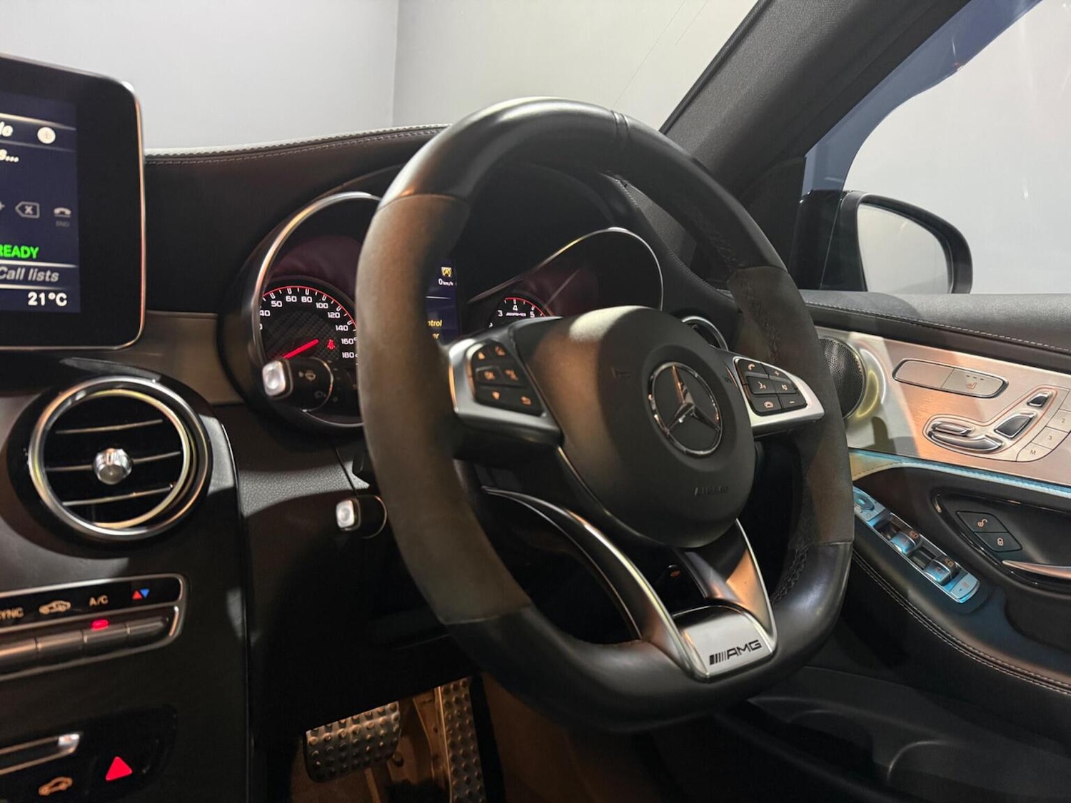 Used Mercedes-Benz GLC 2019 for sale - 76758826: Photo 24