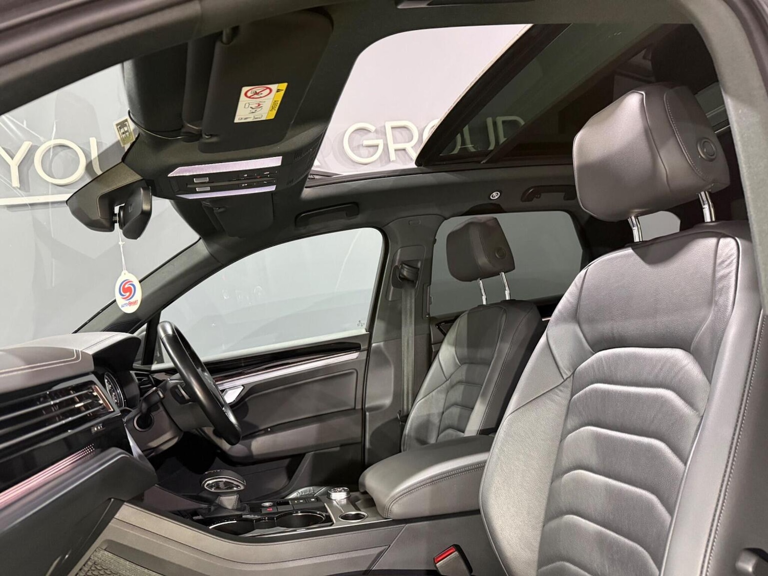 Used Volkswagen Touareg 2019 for sale - 77639013: Photo 10