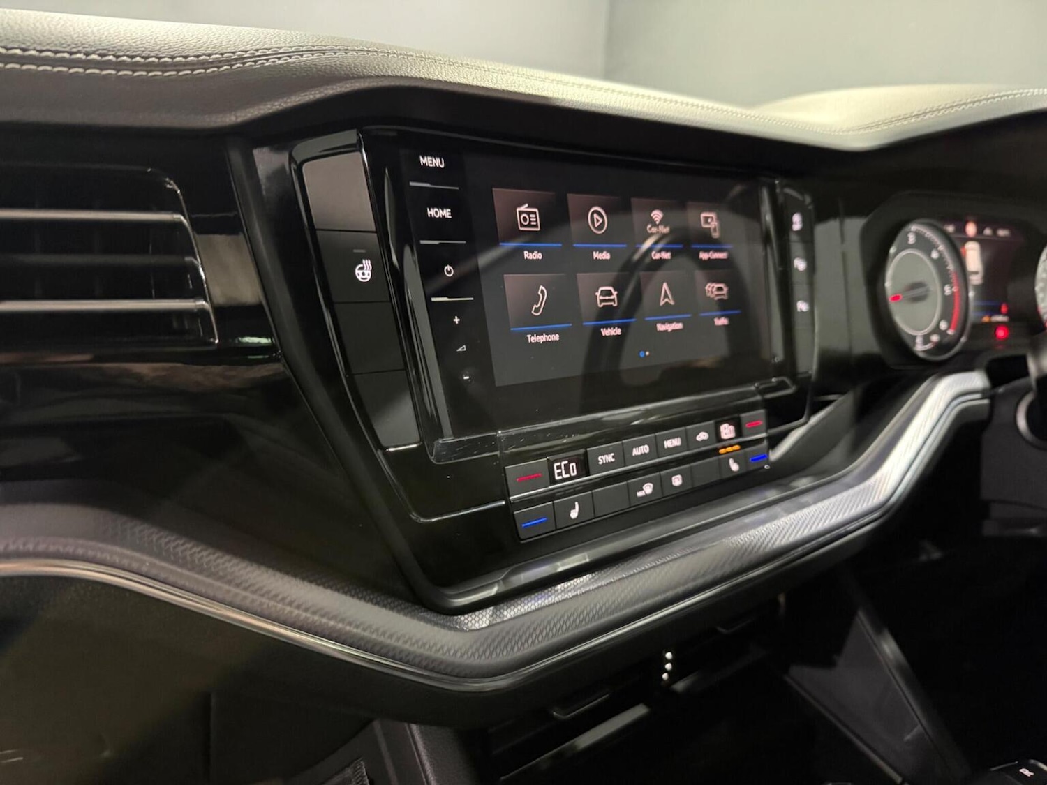 Used Volkswagen Touareg 2019 for sale - 77639013: Photo 23