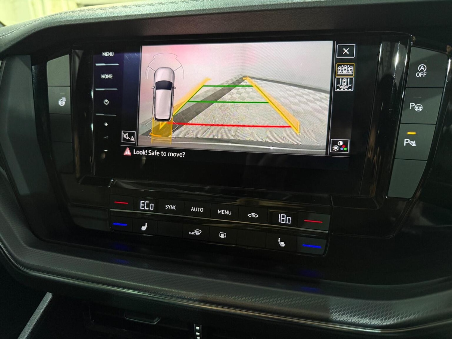 Used Volkswagen Touareg 2019 for sale - 77639013: Photo 31