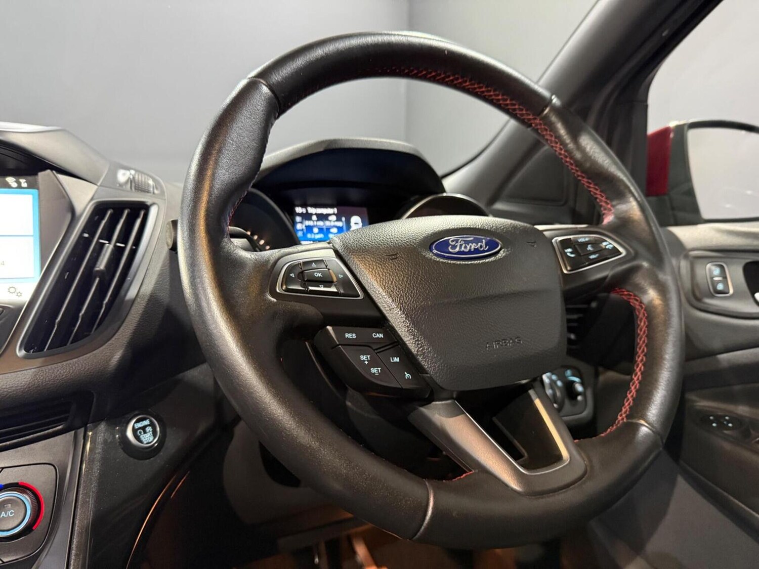 Used Ford Kuga 2018 for sale - 76571229: Photo 22