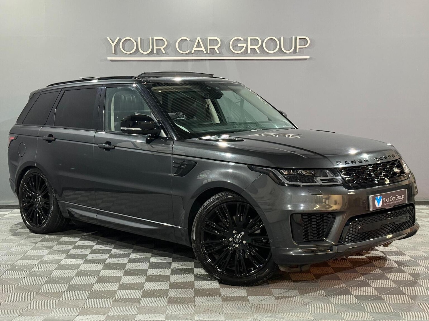 Used Land Rover Range Rover Sport 2018 for sale - 76904667: Photo 1