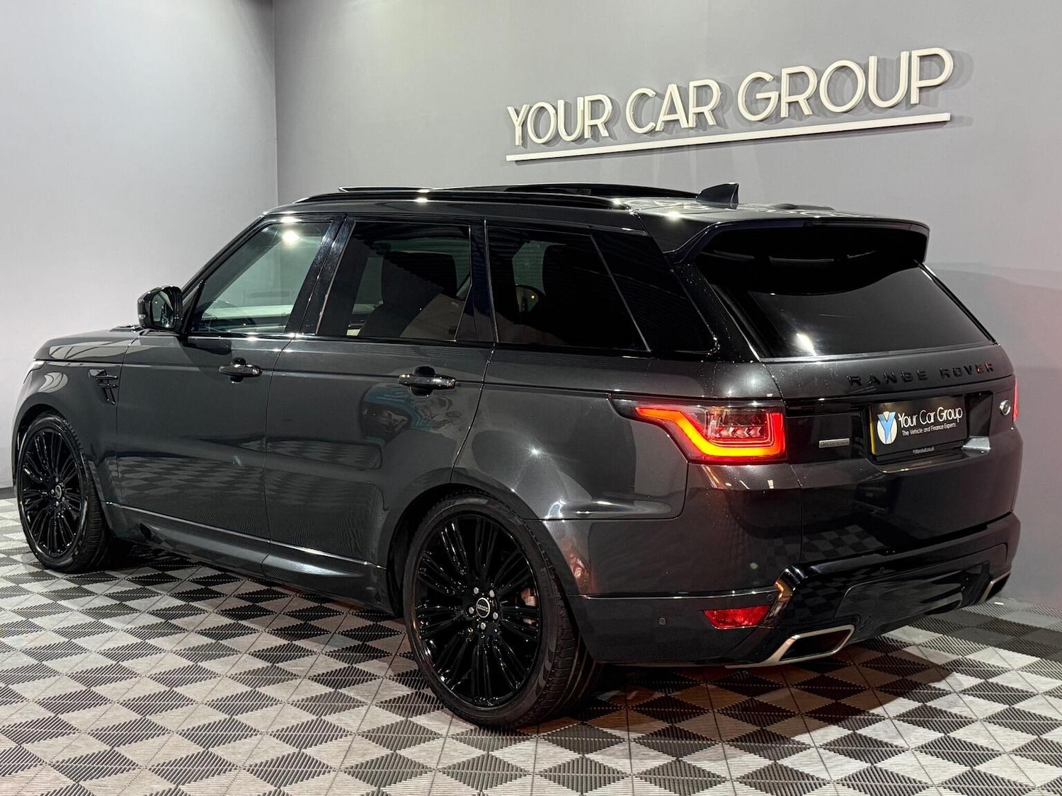 Used Land Rover Range Rover Sport 2018 for sale - 76904667: Photo 17