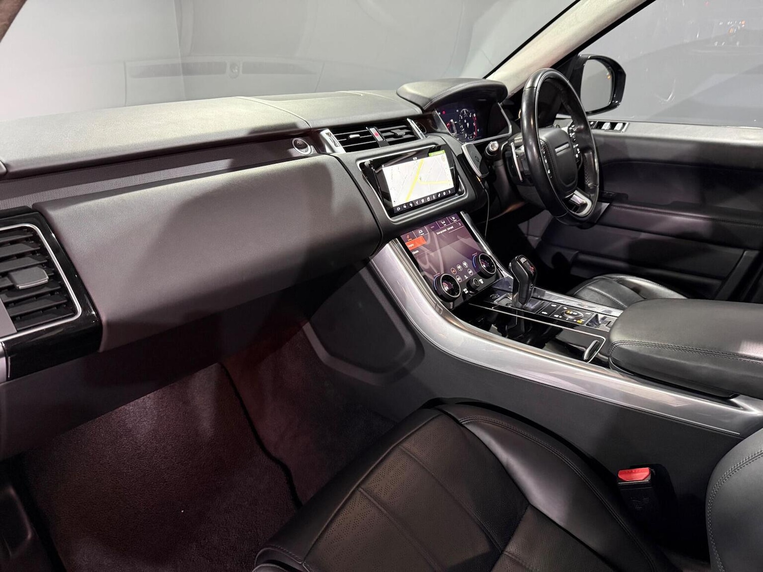 Used Land Rover Range Rover Sport 2018 for sale - 76904667: Photo 18