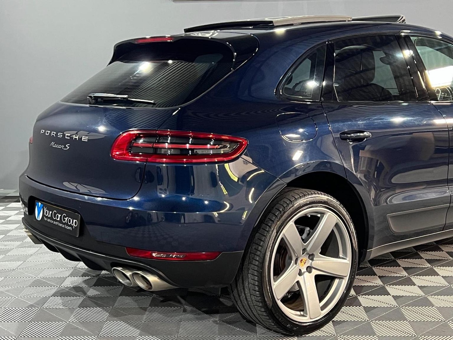 Used Porsche Macan 2016 for sale - 76769119: Photo 11