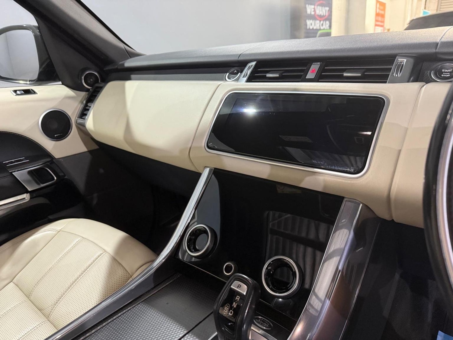 Used Land Rover Range Rover Sport 2018 for sale - 76794080: Photo 24