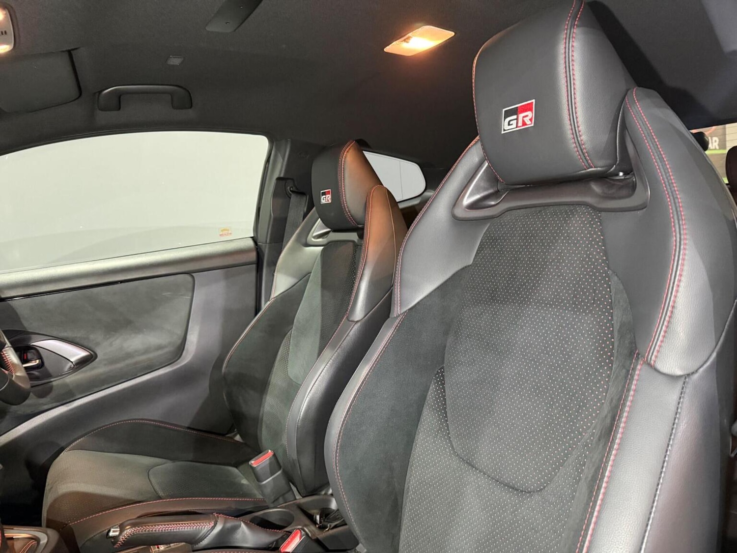 Used Toyota Yaris 2022 for sale - 77251221: Photo 10