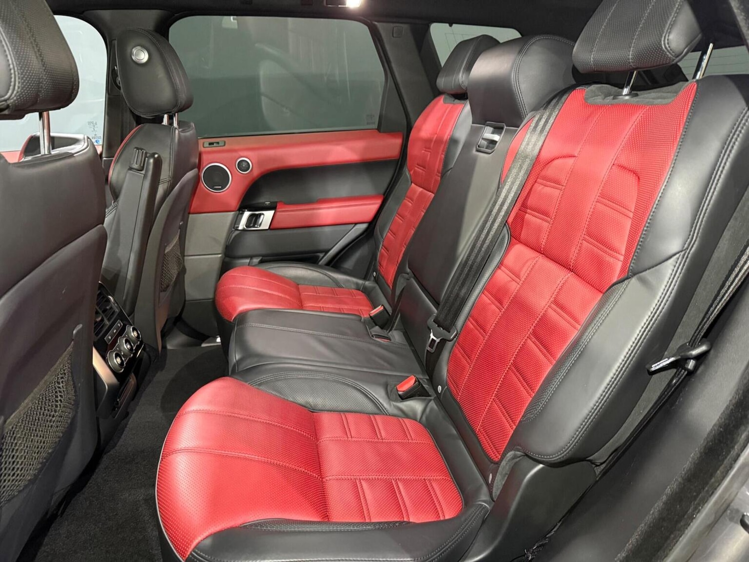 Used Land Rover Range Rover Sport 2016 for sale - 76471147: Photo 16