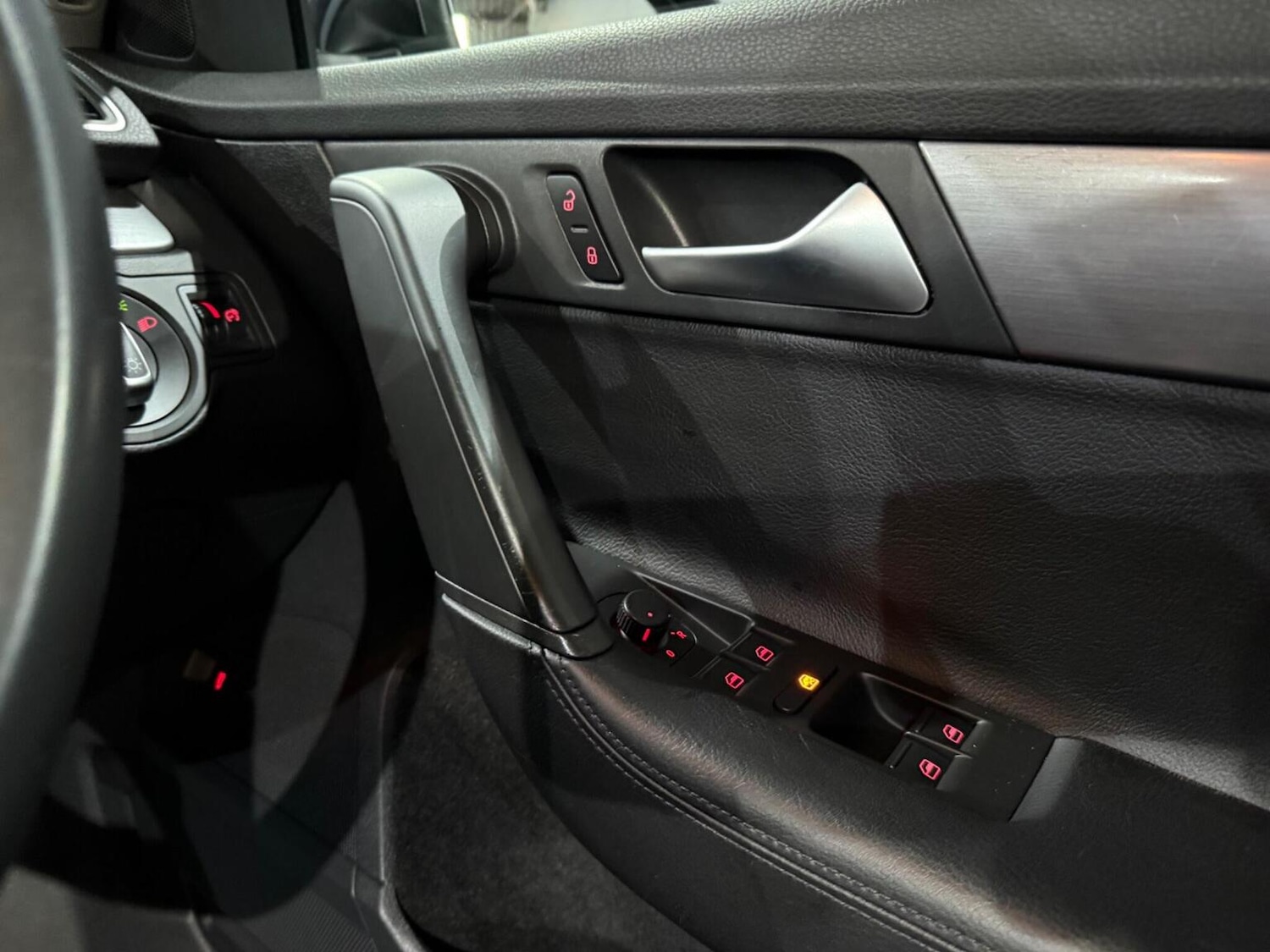 Used Volkswagen Passat 2014 for sale - 76699209: Photo 22