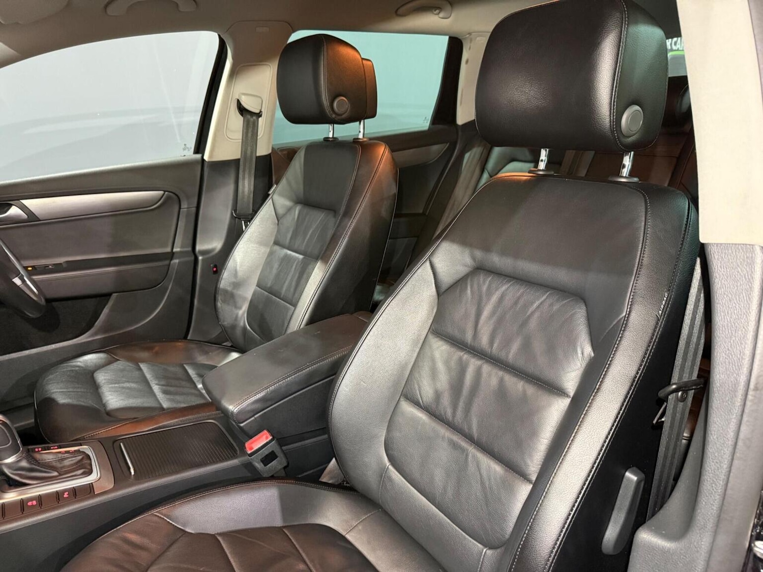 Used Volkswagen Passat 2014 for sale - 76699209: Photo 8