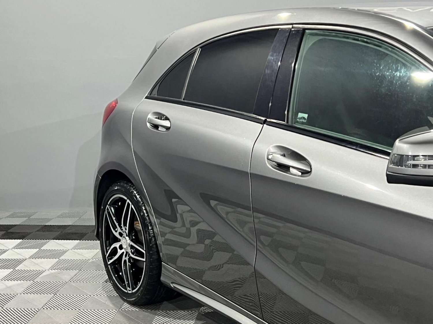 Used Mercedes-Benz A-Class 2017 for sale - 76794087: Photo 8