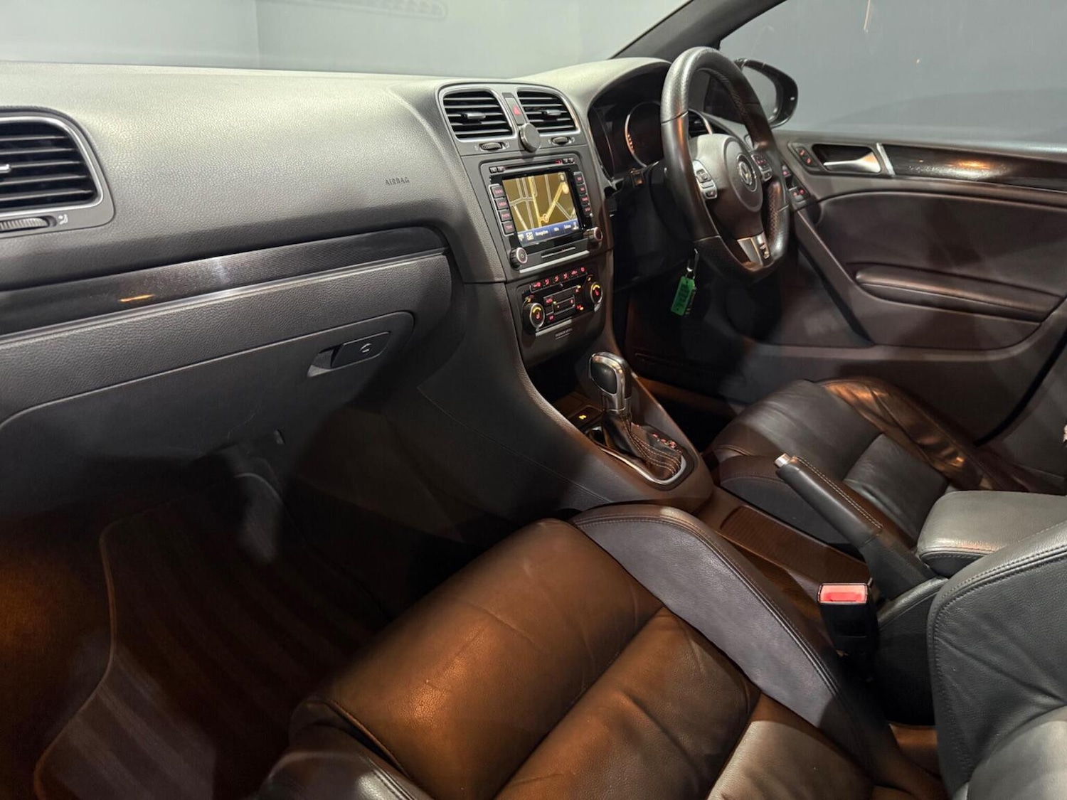 Used Volkswagen Golf 2012 for sale - 77264384: Photo 9