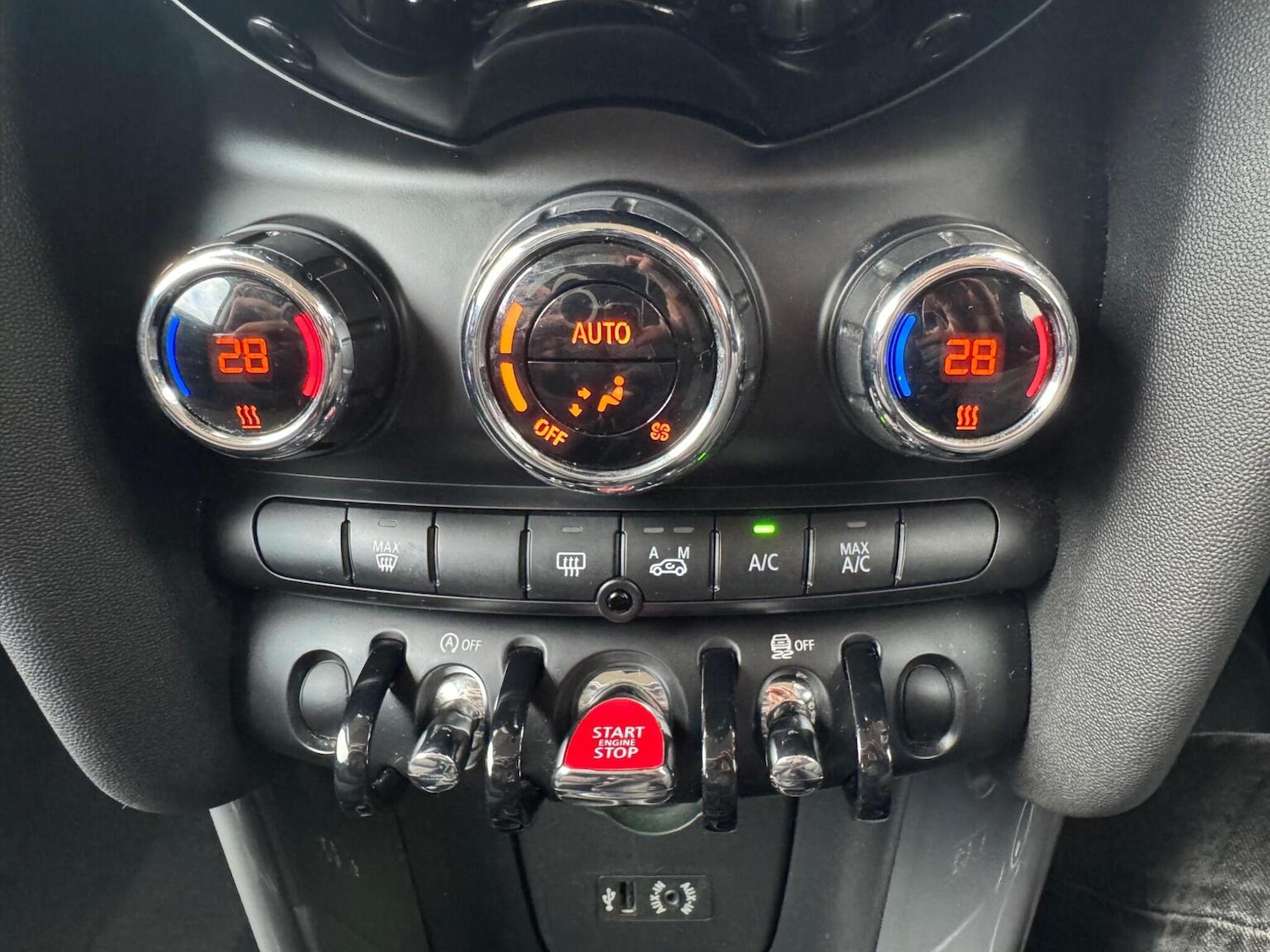 Used MINI Hatch 2015 for sale - 76583288: Photo 24