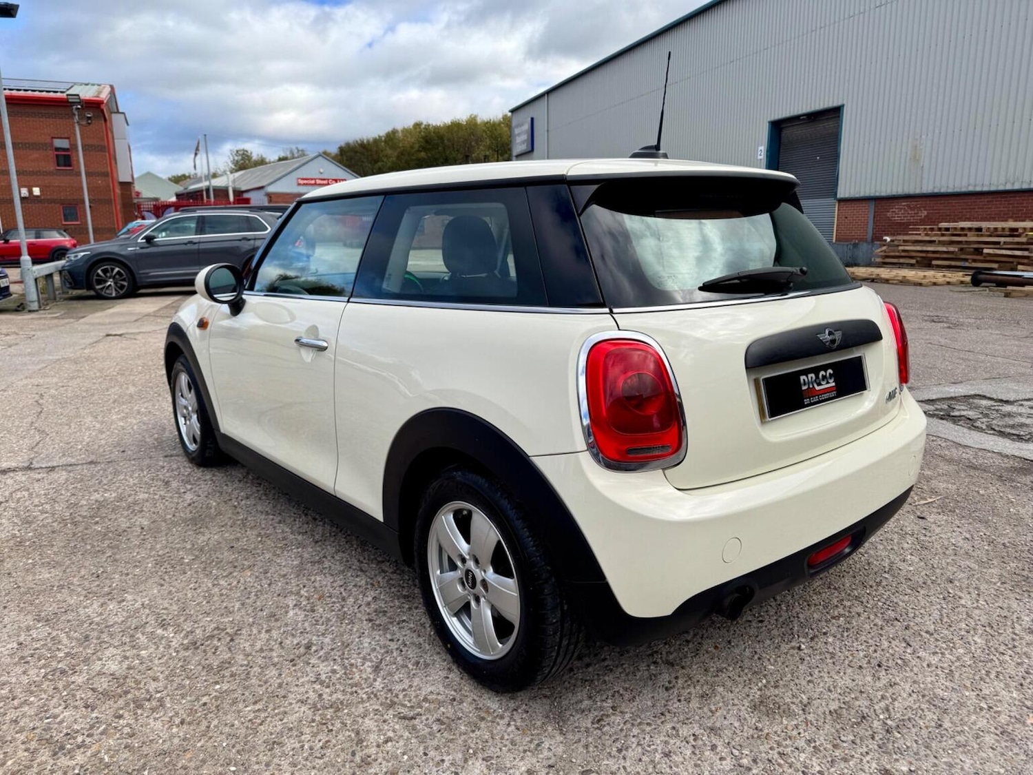 Used MINI Hatch 2015 for sale - 76583288: Photo 6