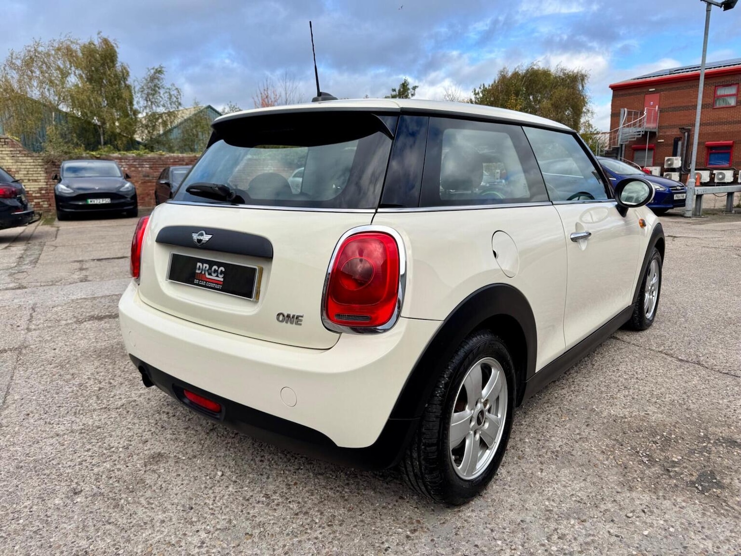 Used MINI Hatch 2015 for sale - 76583288: Photo 8