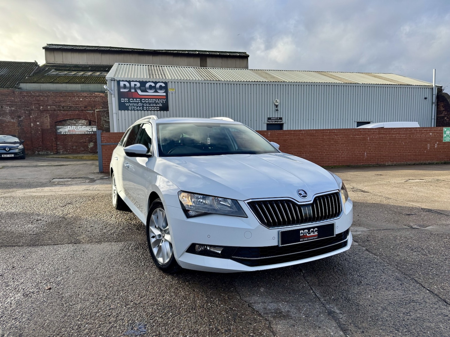 Used Skoda Superb 2015 for sale - 76791552: Photo 1