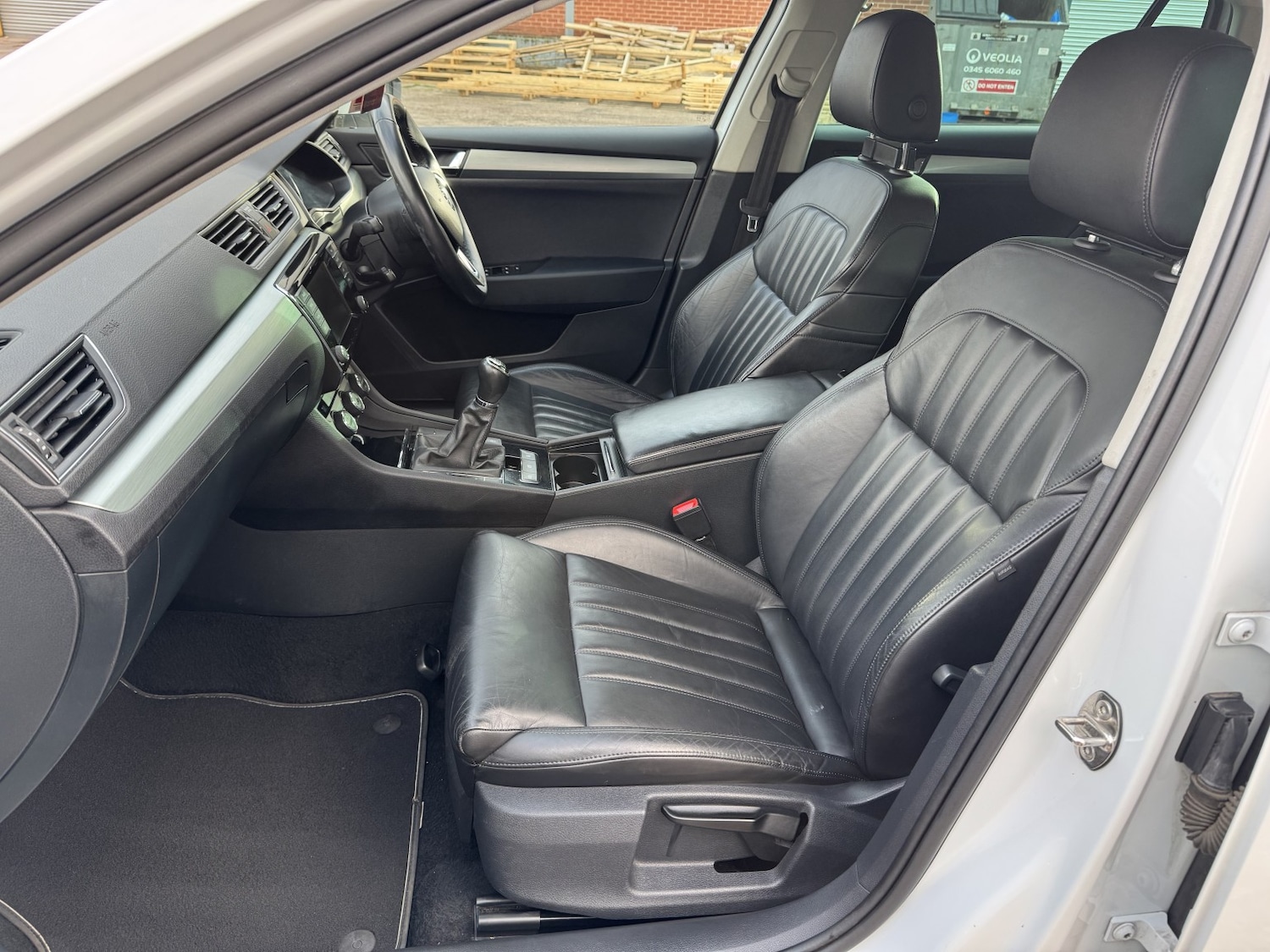 Used Skoda Superb 2015 for sale - 76791552: Photo 13