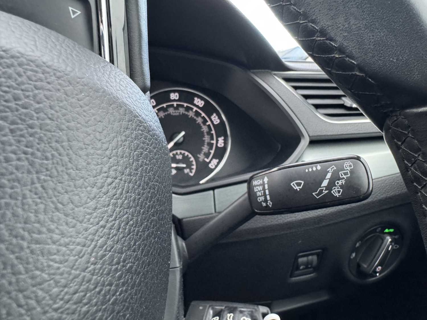 Used Skoda Superb 2015 for sale - 76791552: Photo 20