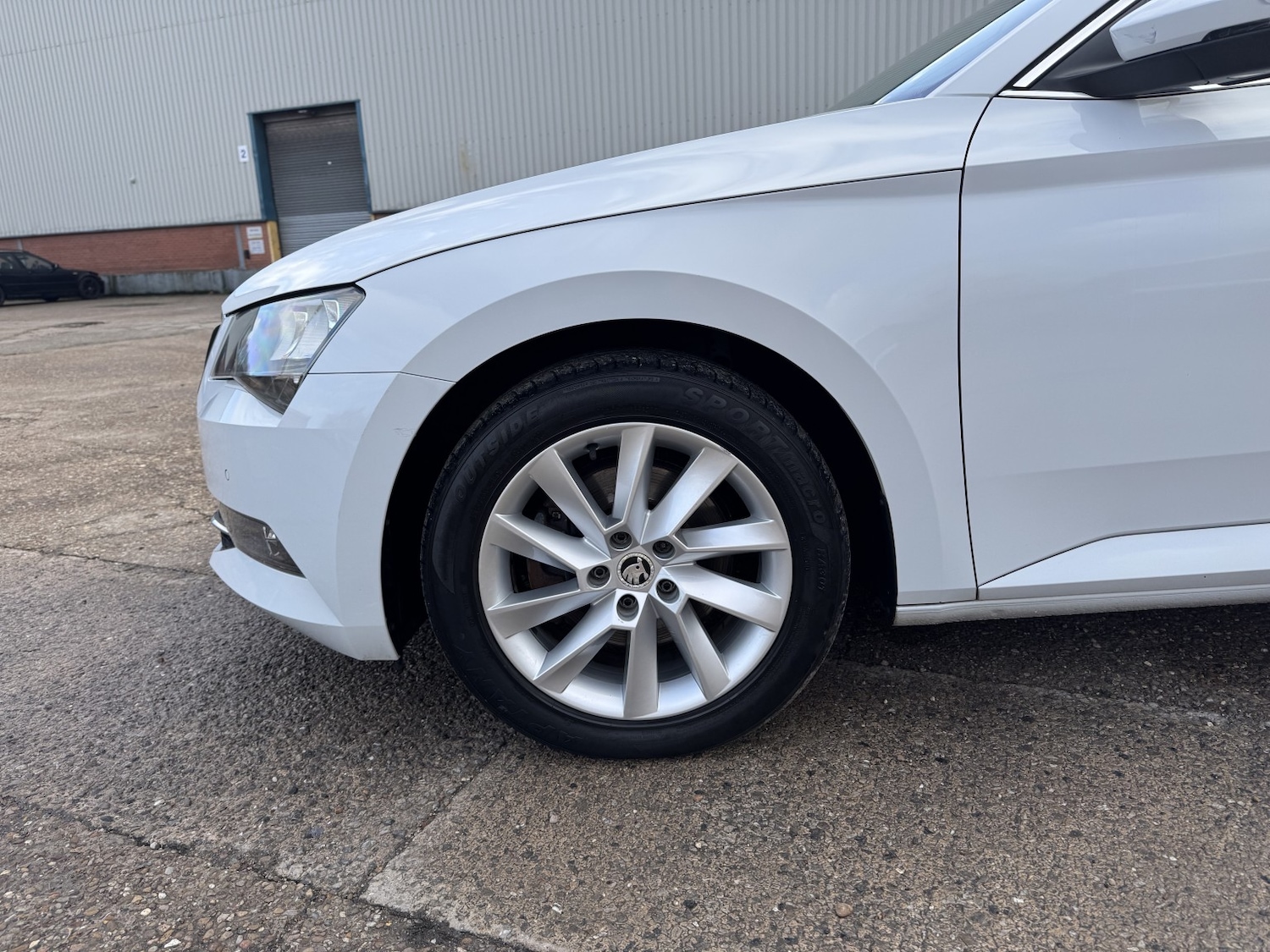 Used Skoda Superb 2015 for sale - 76791552: Photo 44