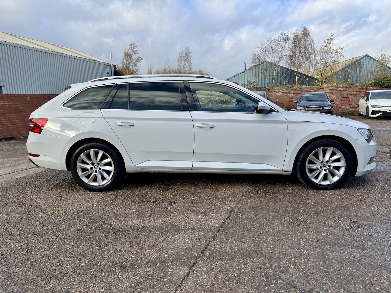 Used Skoda Superb 2015 for sale - 76791552: Photo 5