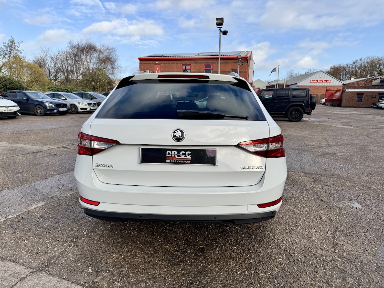 Used Skoda Superb 2015 for sale - 76791552: Photo 7