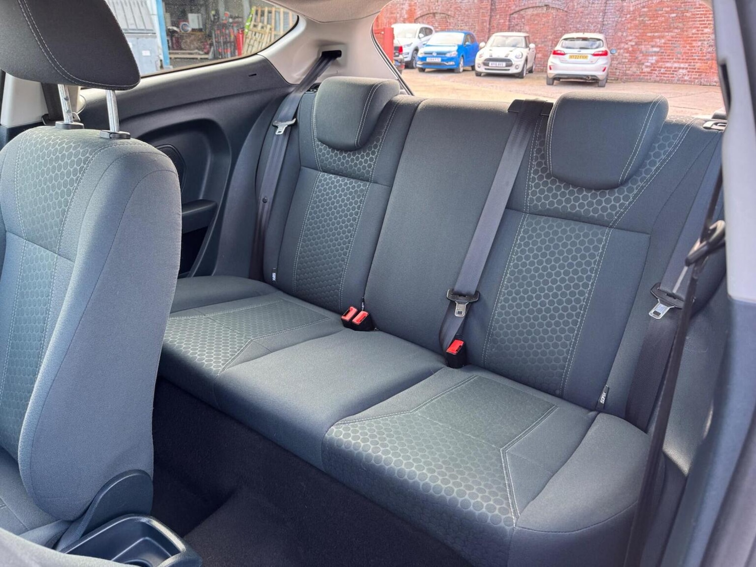 Used Ford Fiesta 2011 for sale - 76412241: Photo 12