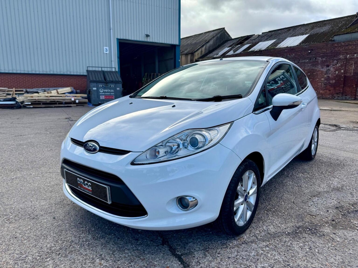 Used Ford Fiesta 2011 for sale - 76412241: Photo 3