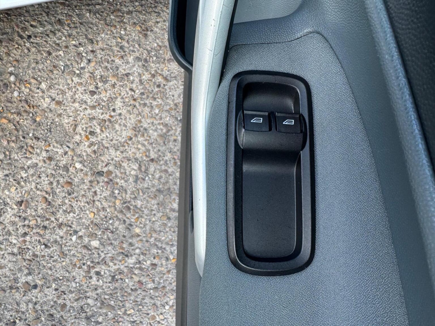 Used Ford Fiesta 2011 for sale - 76412241: Photo 32