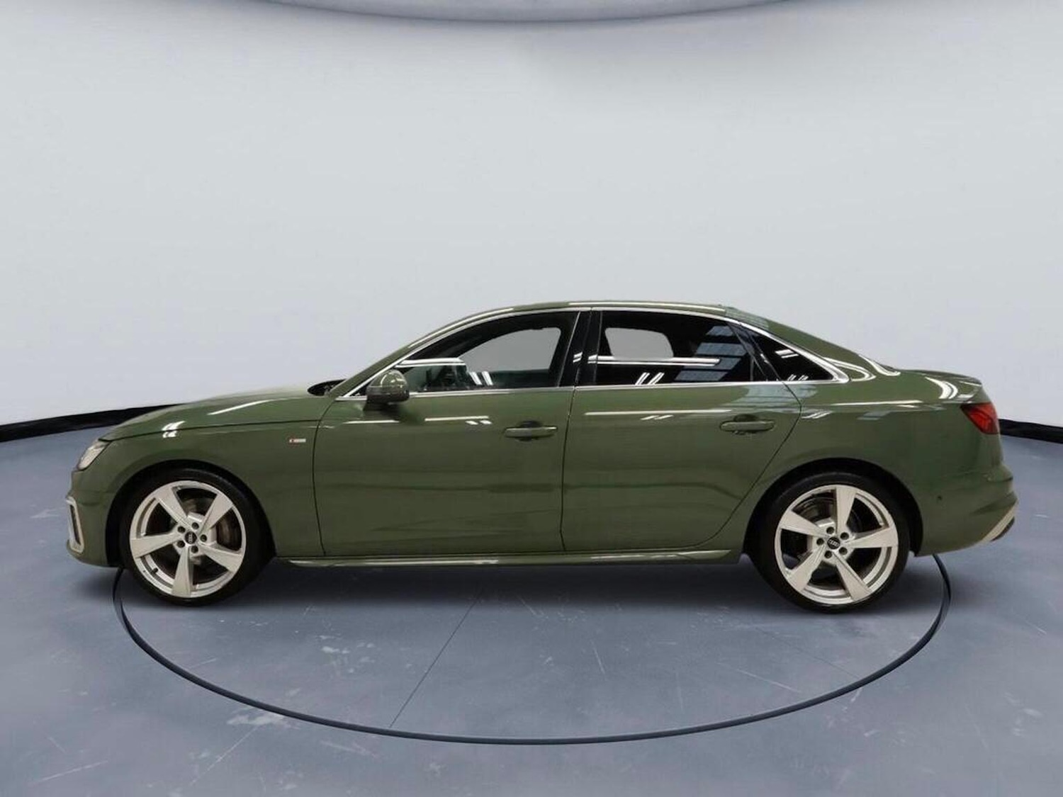 Used Audi A4 2022 for sale - 76380330: Photo 4