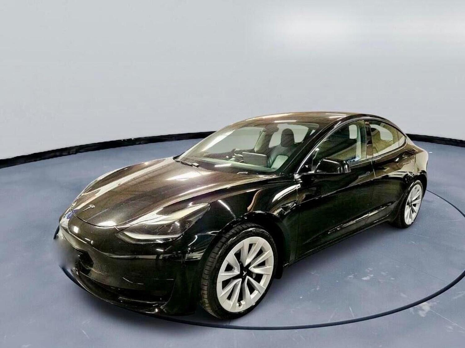 Used Tesla Model 3 2021 for sale - 76637408: Photo 2
