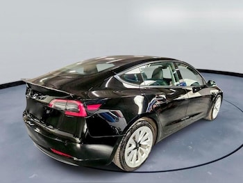 Used Tesla Model 3 2021 for sale - 76637408: Photo