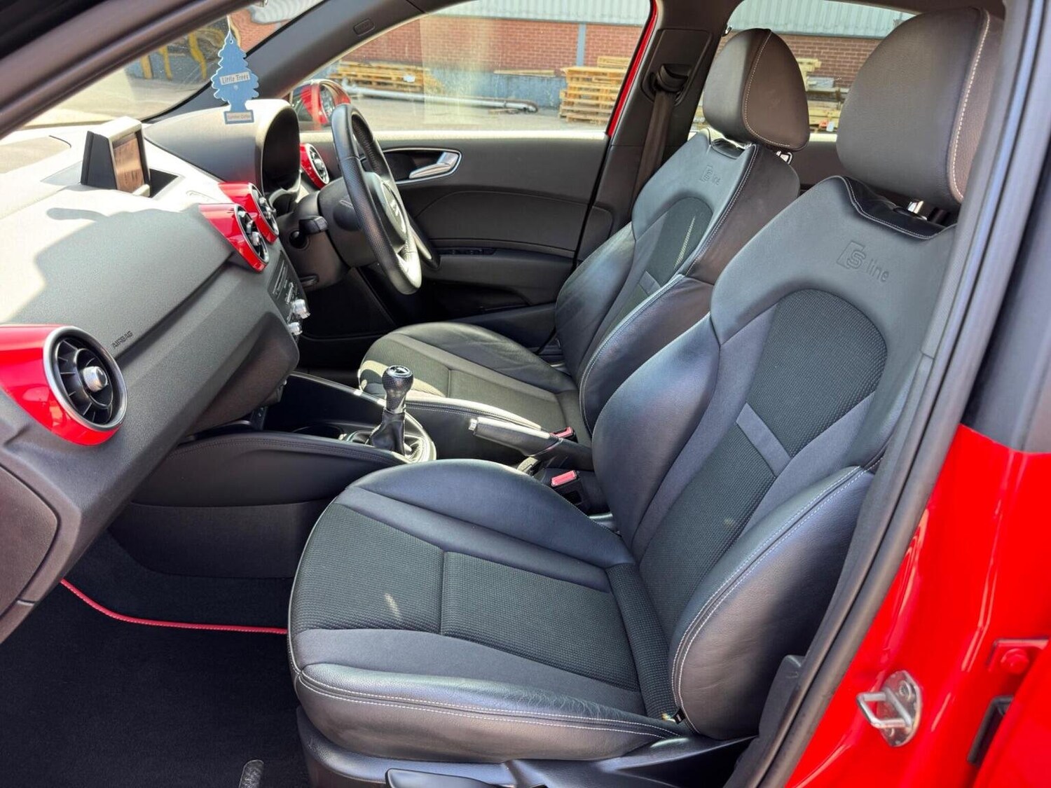 Used Audi A1 2014 for sale - 77508440: Photo 11