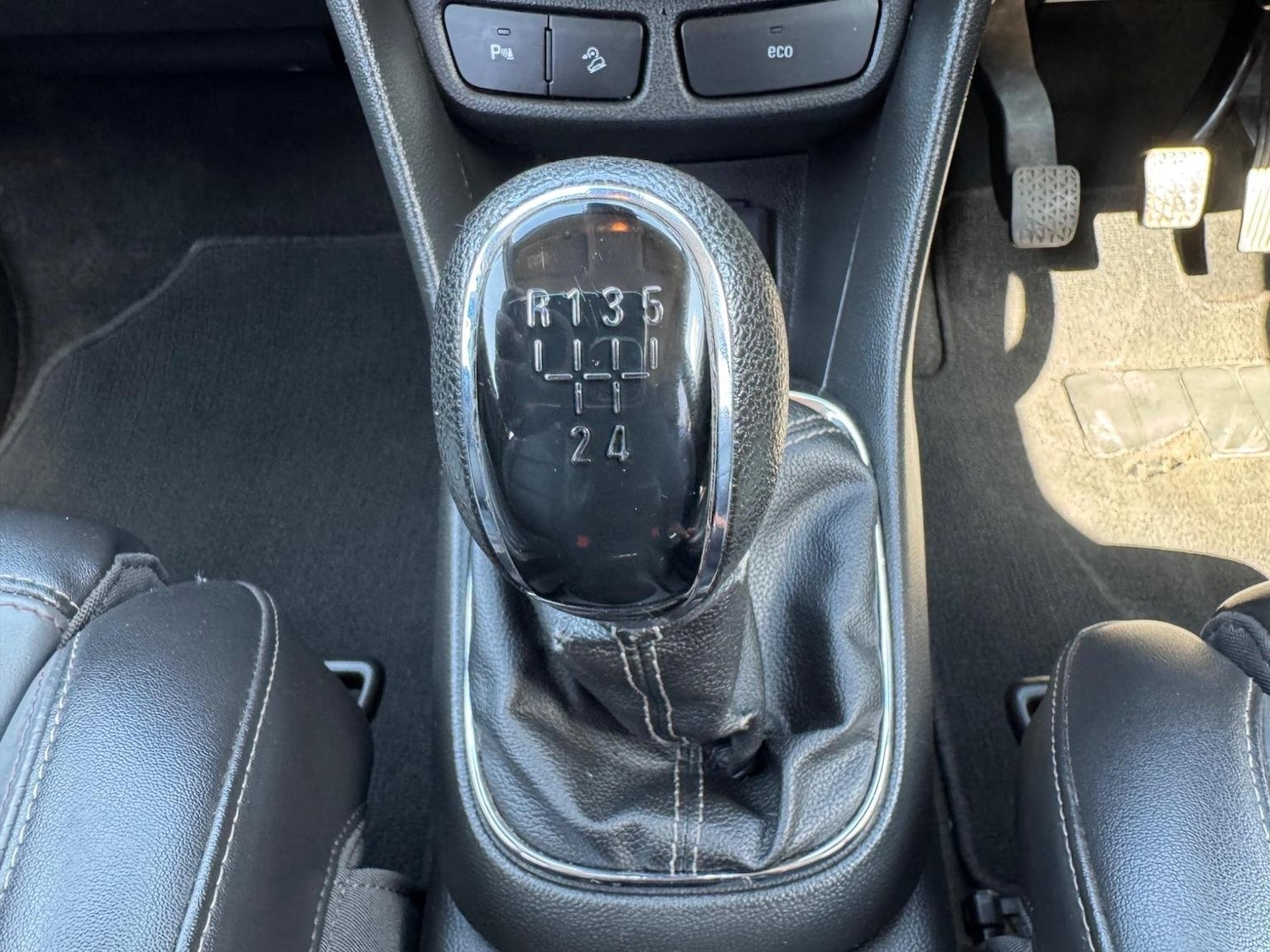 Vehicle 28