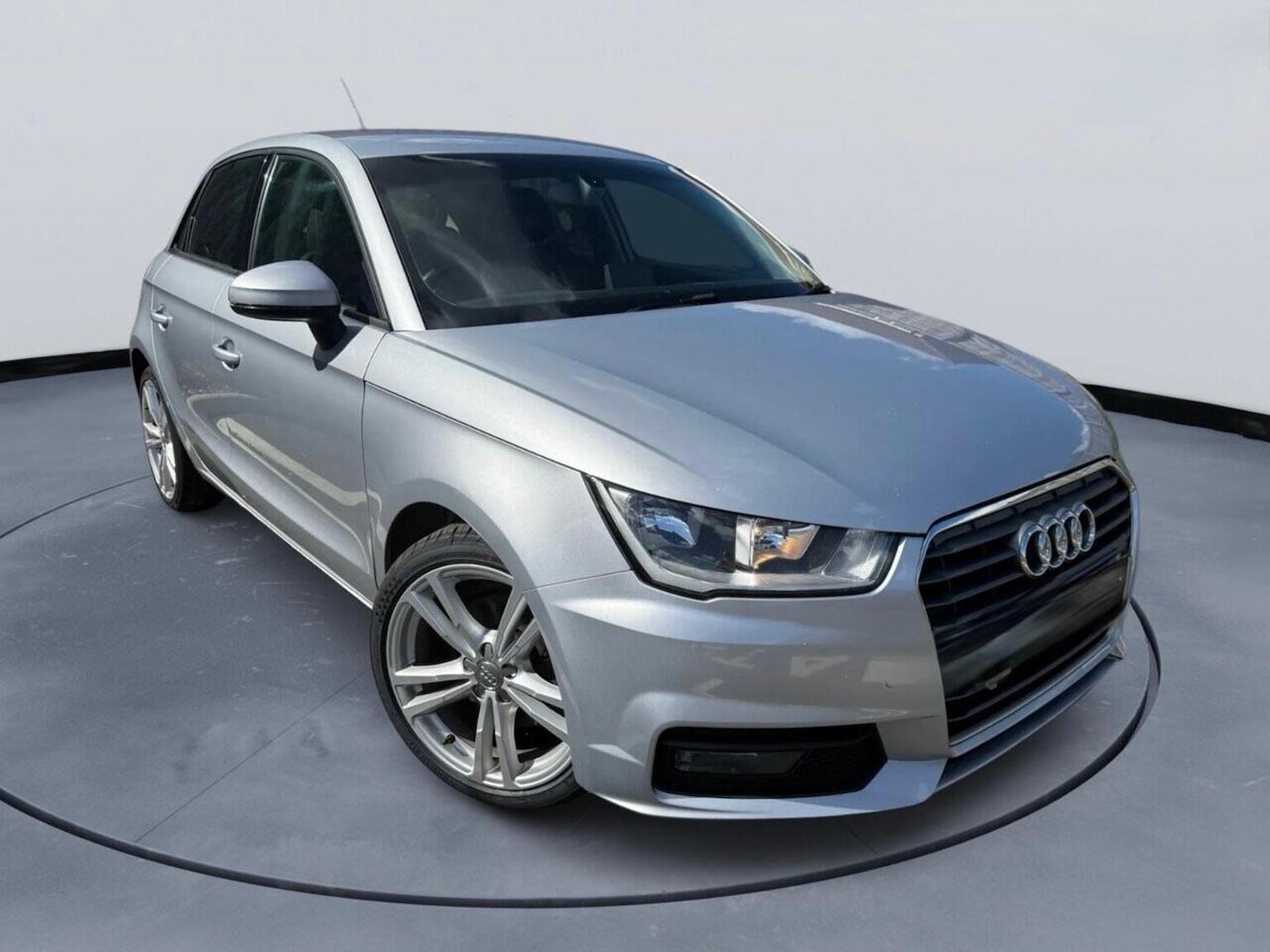 Used Audi A1 2018 for sale - 76510977: Photo 1