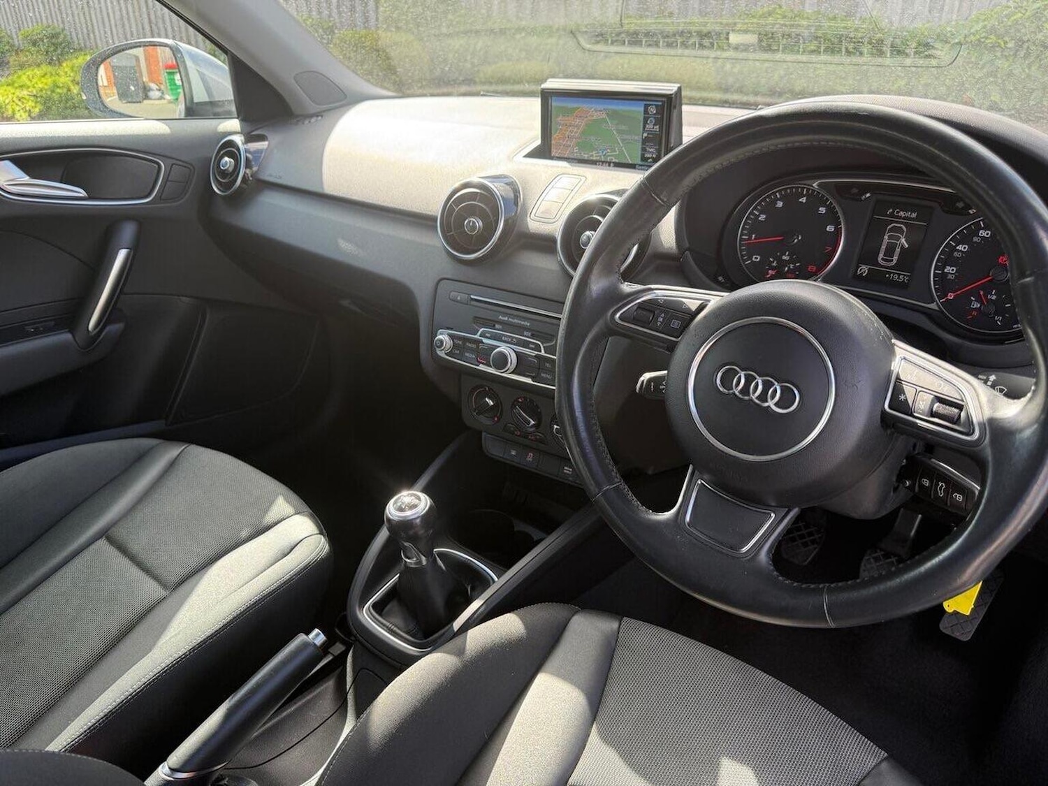 Used Audi A1 2018 for sale - 76510977: Photo 8