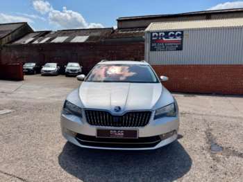 Used Skoda Superb 2017 for sale - 74864767: Photo