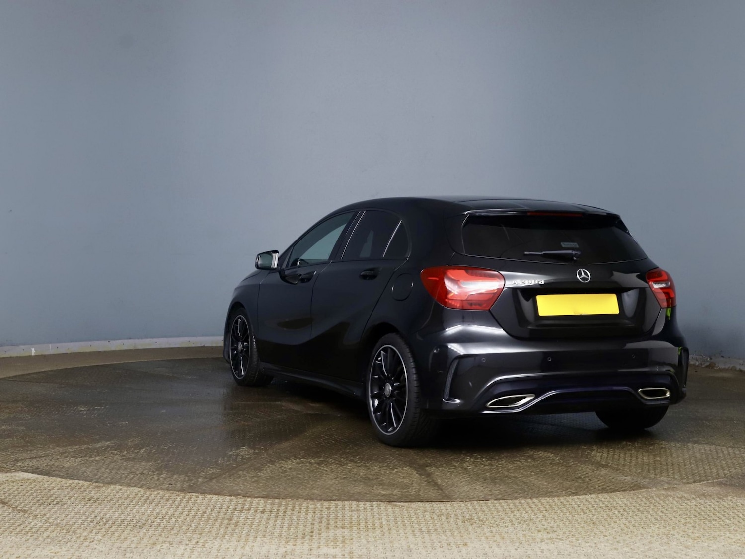 Used Mercedes-Benz A-Class 2016 for sale - 77391942: Photo 5