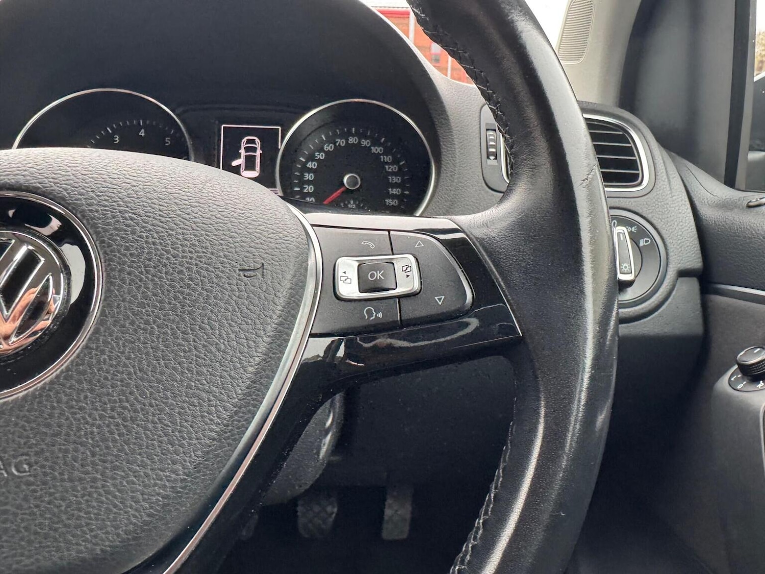 Used Volkswagen Polo 2015 for sale - 76583309: Photo 18