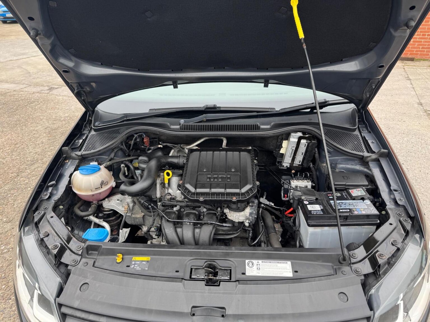 Used Volkswagen Polo 2015 for sale - 76583309: Photo 38