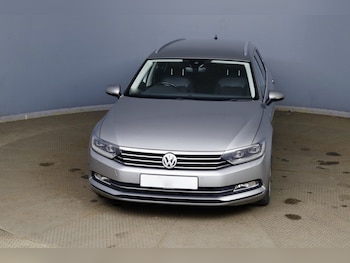Used Volkswagen Passat 2015 for sale - 79519579: Photo