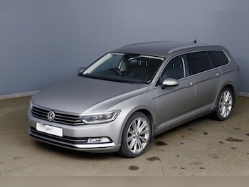 Used Volkswagen Passat 2015 for sale - 79519579: Photo