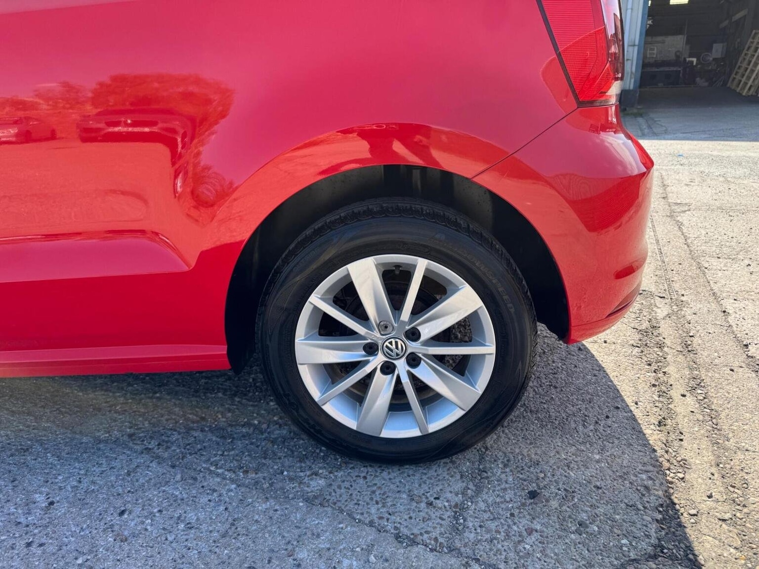 Used Volkswagen Polo 2014 for sale - 76583339: Photo 38